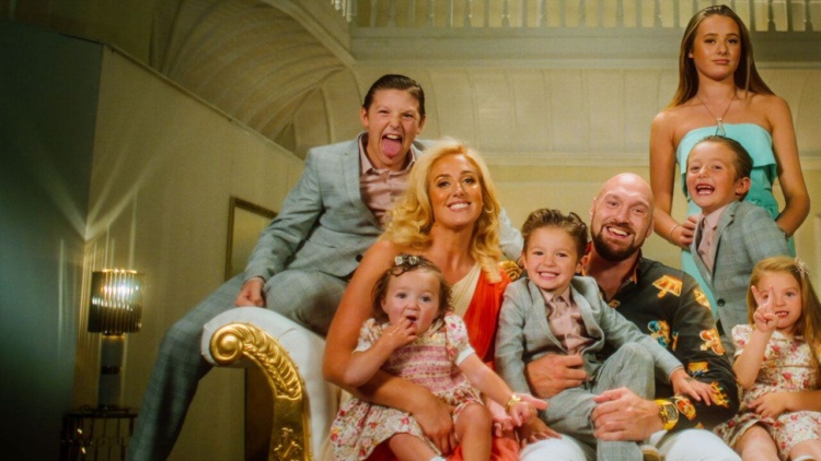 At Home with the Furys säsong 2: officiell trailer