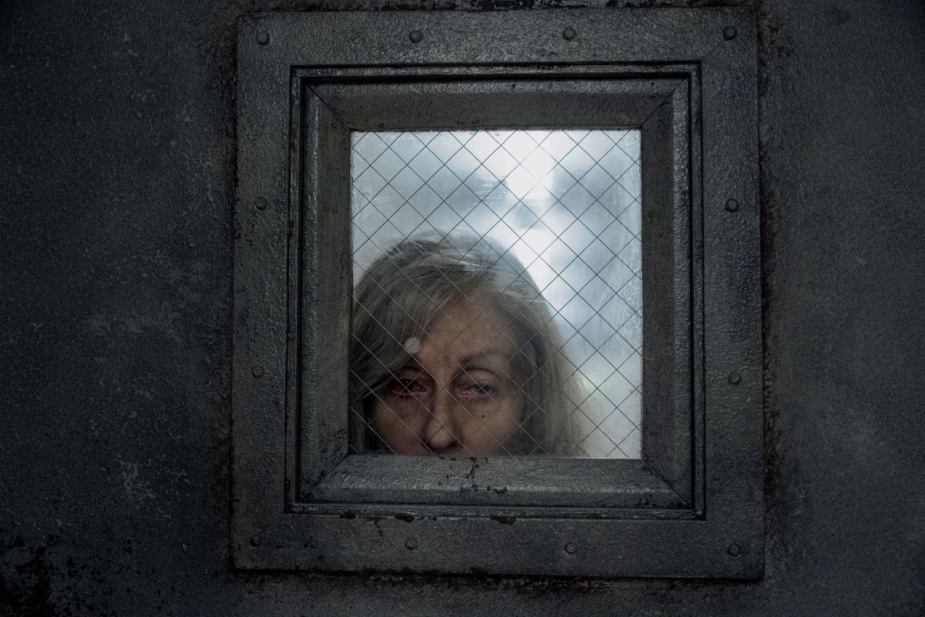 Judith Light i The Terror: Devil in Silver